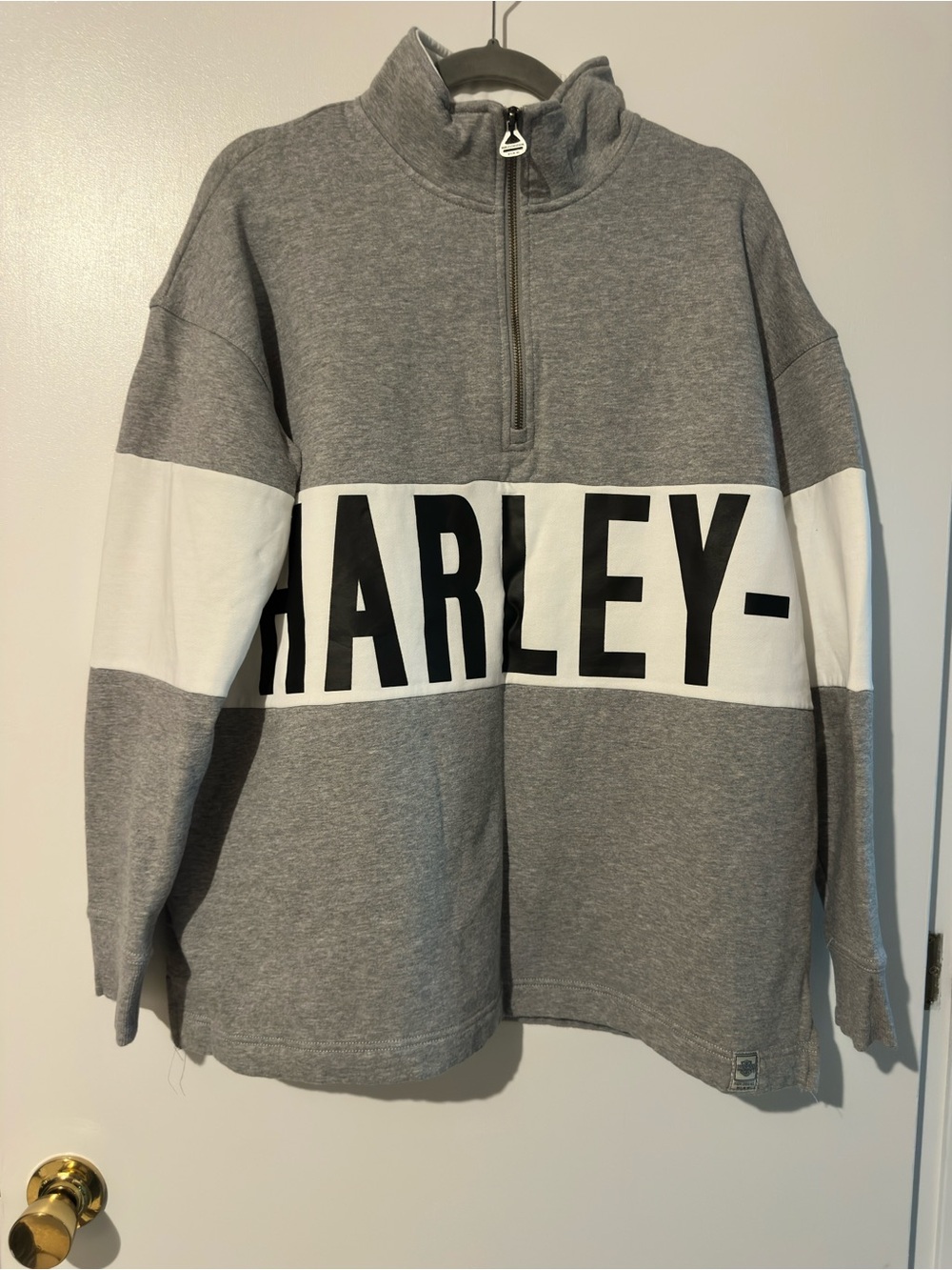 Harley-Davidson Gray and White Zip-Up Pullover with Black Logo